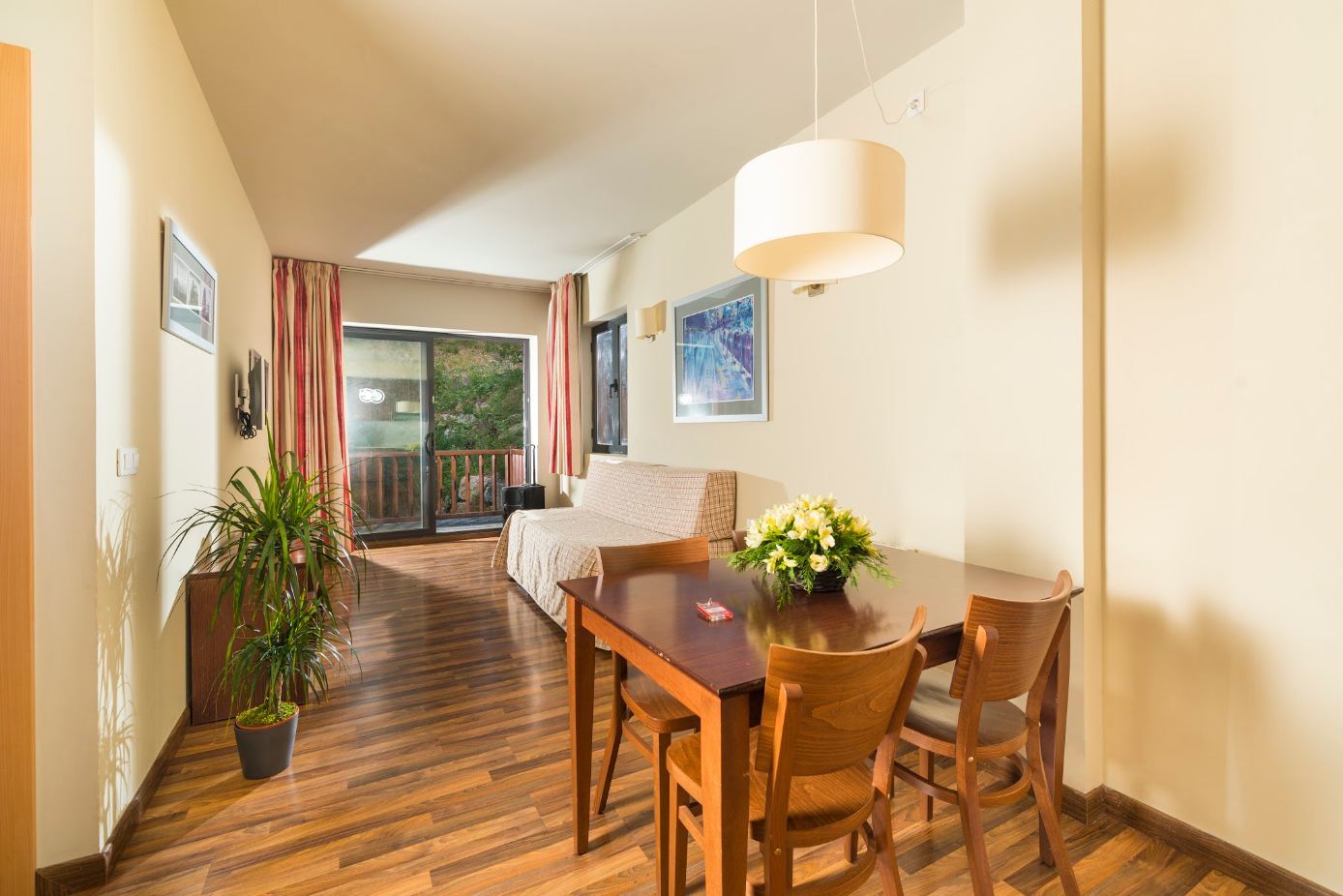 Aparthotel Guitart La Molina & La Molina (Girona)